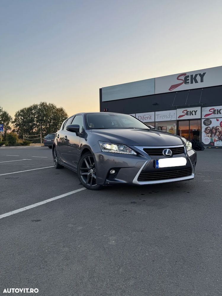 Lexus CT 200h Aut. Luxury - 1