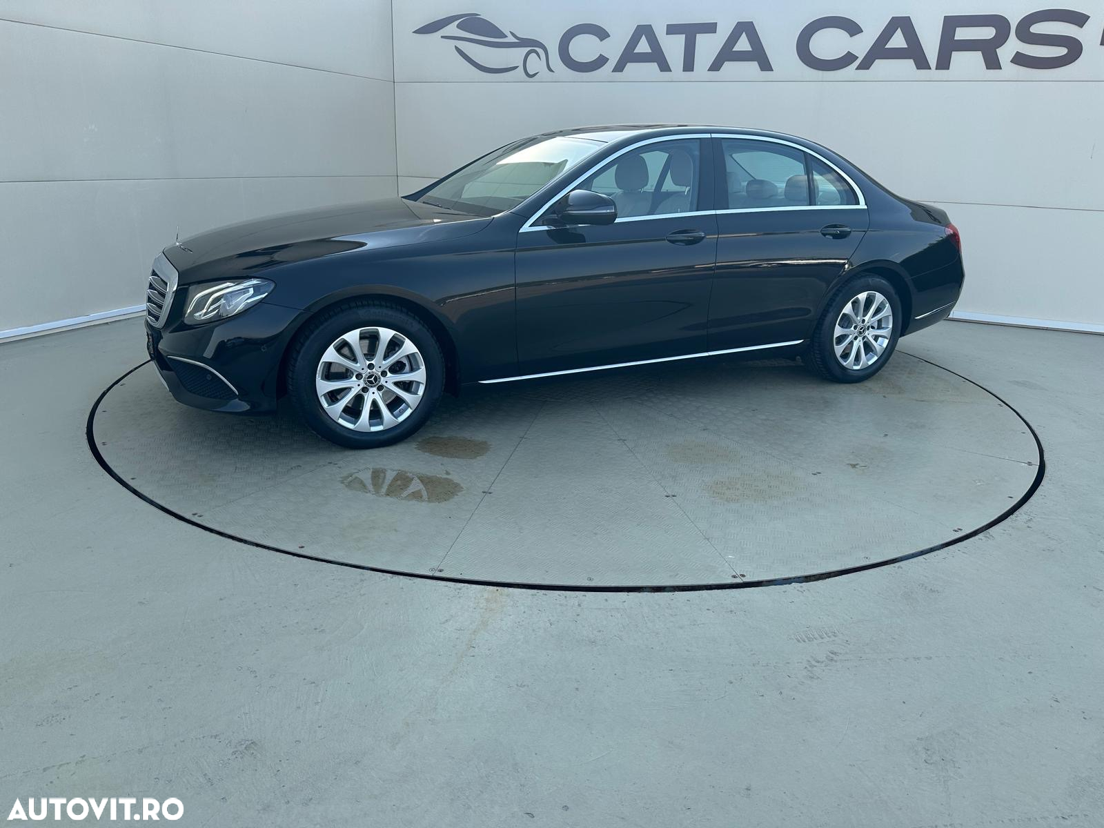 Mercedes-Benz E 220 d 4Matic T 9G-TRONIC Exclusive - 6