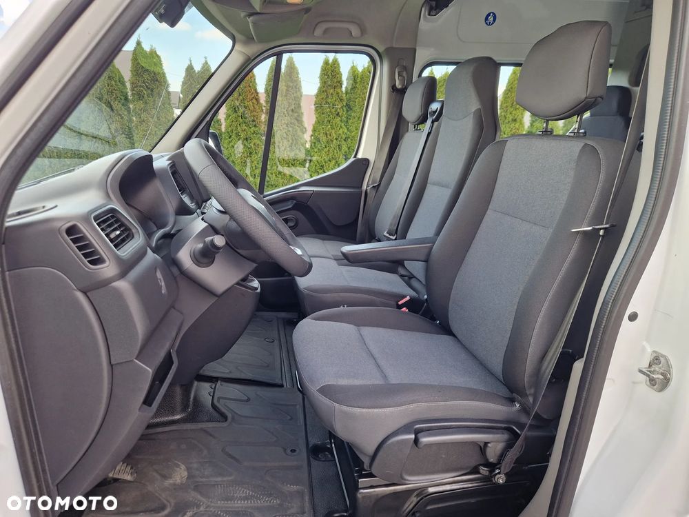 Renault Master Brygadowy Osobowy Furgon Krajowy 1 Wł - 17