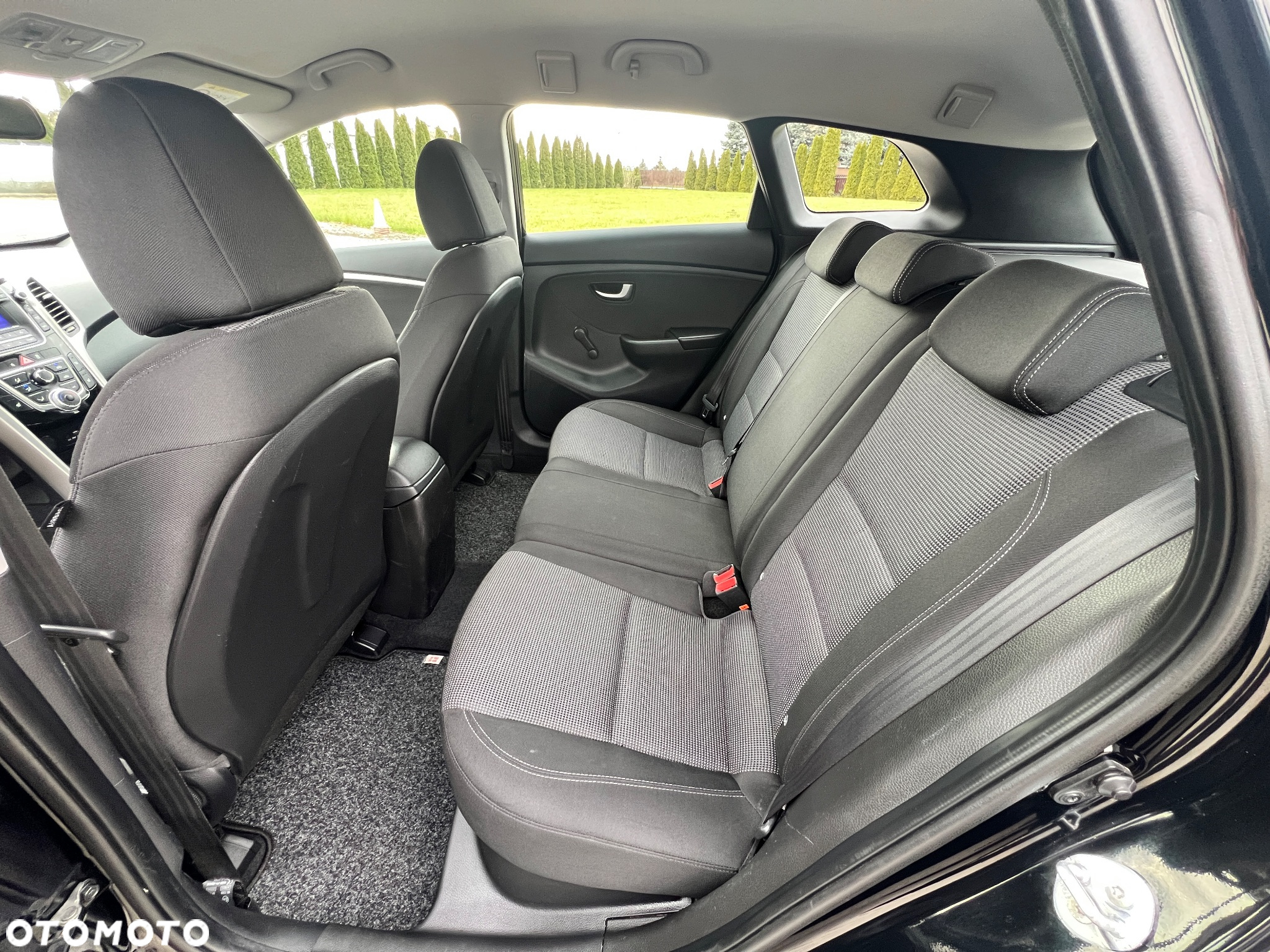 Hyundai i30 1.6 CRDi BlueDrive Premium - 19
