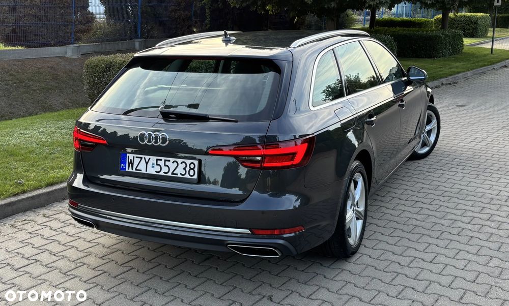 Audi A4 Avant 35 TFSI S tronic design - 6