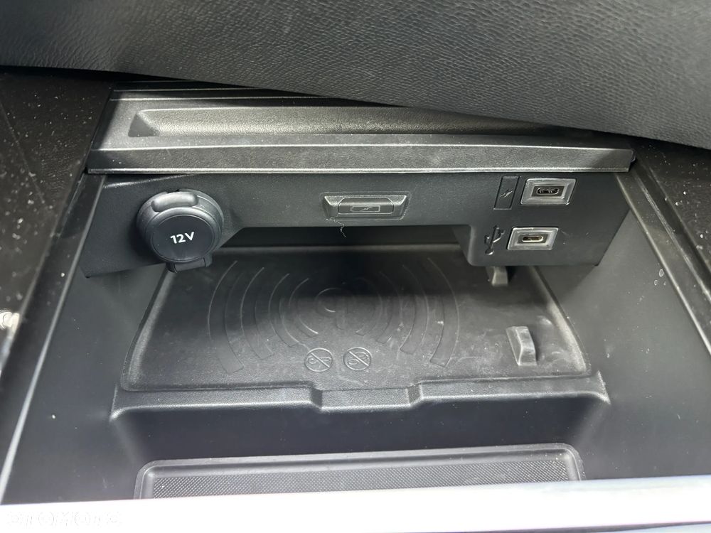 Opel Astra 1.2 Turbo Automatik GS - 22