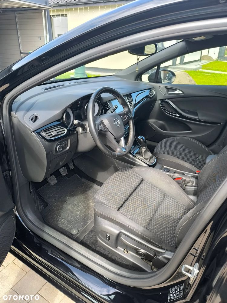 Opel Astra 1.6 CDTI Dynamic S&S - 11