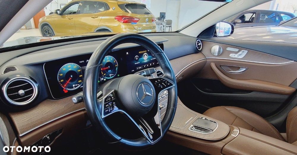 Mercedes-Benz Klasa E - 38