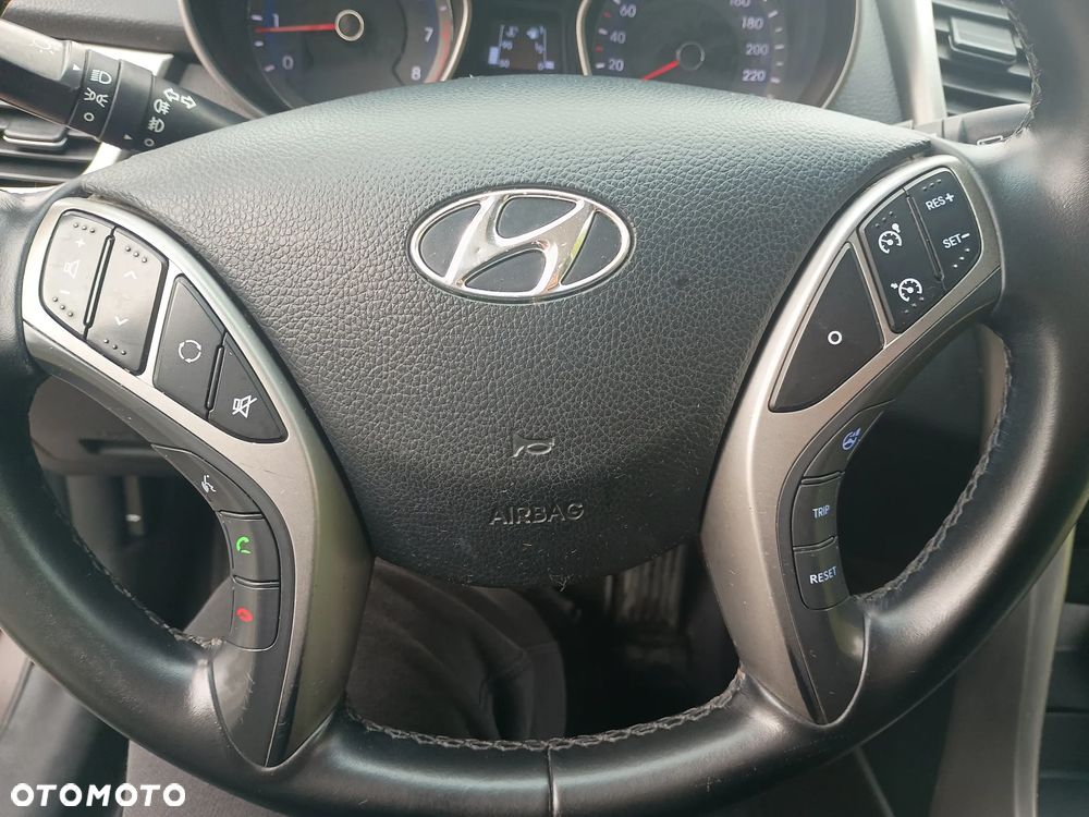 Hyundai i30 1.4 Comfort - 23