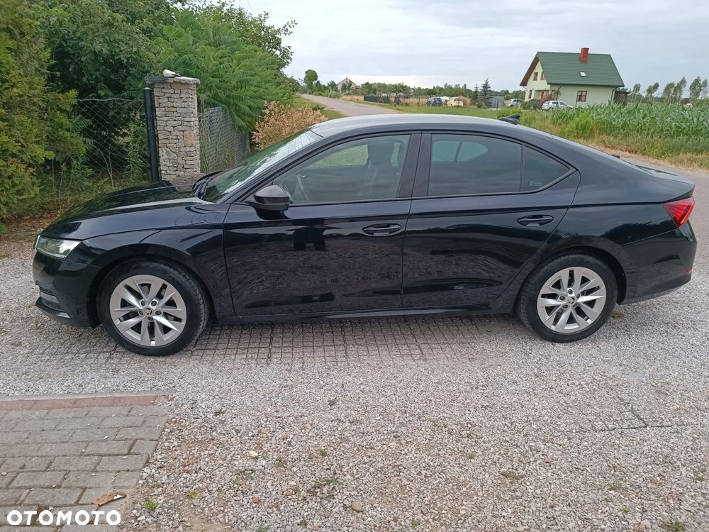 Skoda Octavia 1.5 TSI ACT Active - 3