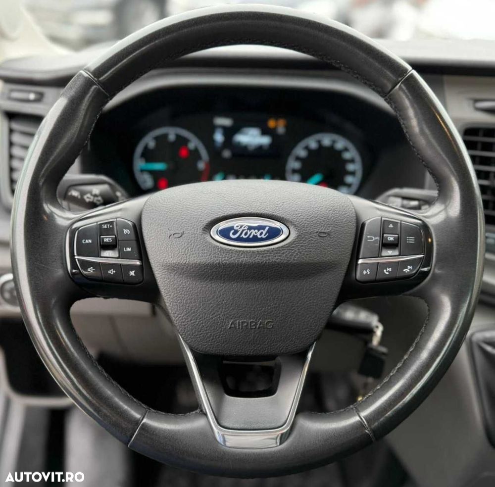 Ford Transit - 18