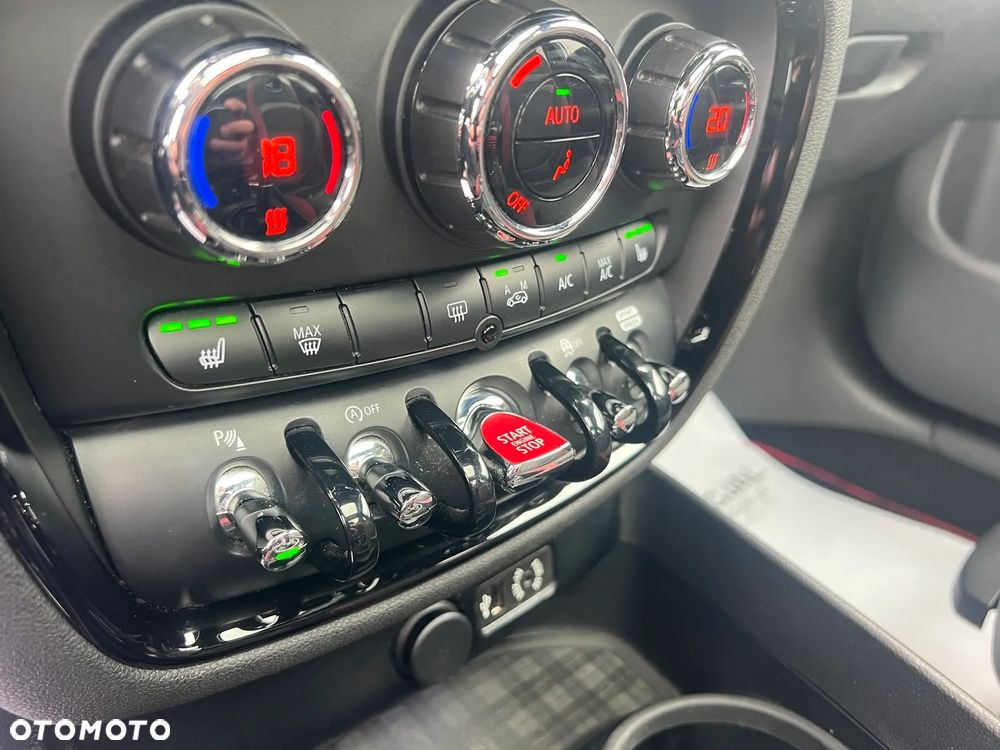 MINI Clubman Cooper SD All4 - 28