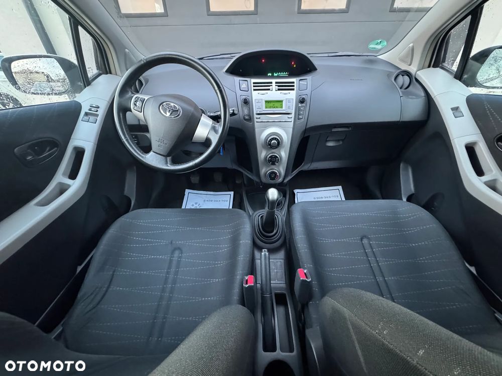 Toyota Yaris 1.4 D-4D Executive - 8