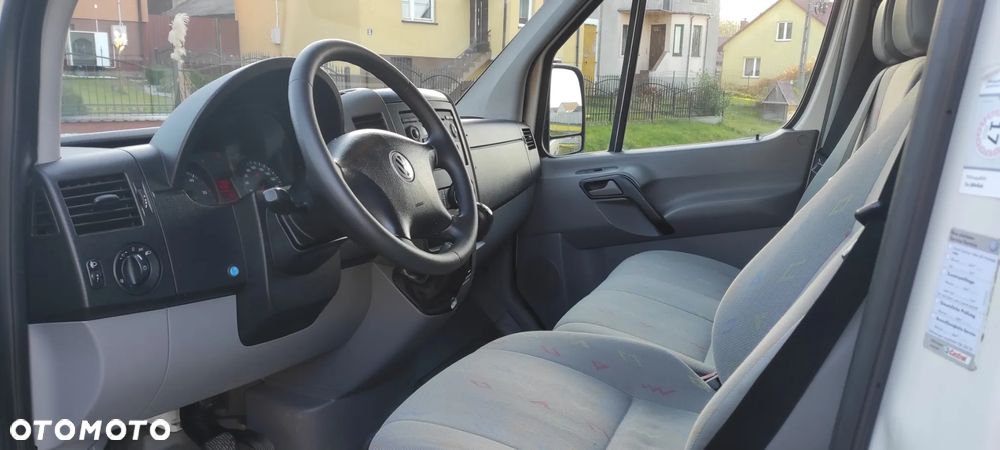 Volkswagen CRAFTER 2,5 136PS BAZWYPADKOWY XL IDEALNY - 10