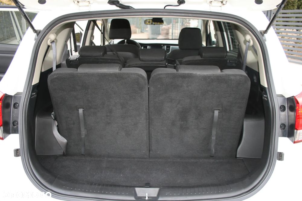 Kia Carens 1.7 CRDi XL 7os - 15