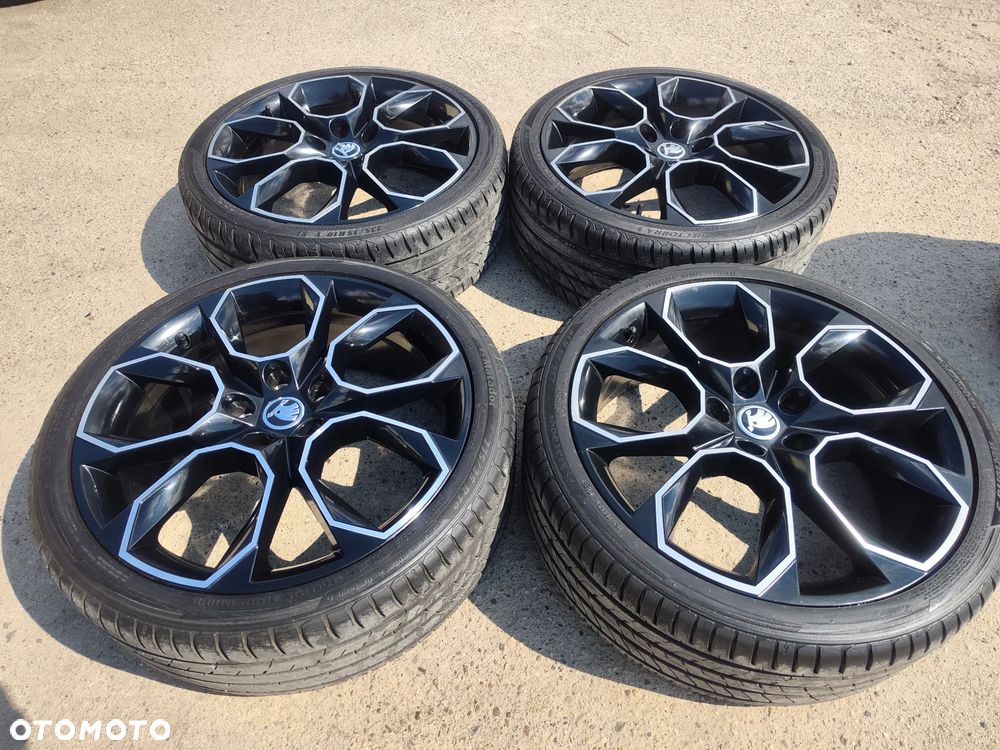 5x112 Felgi Aluminiowe Alufelgi Oryginalne 19 Koła Letnie Lato Skoda Octavia 5E 5E0 RS VRS 3 III 4 IV 2 II SUPERB SEAT Cupra Leon FR TOLEDO ALTEA EXEO AUDI A3 8V 8P A4 B5 B6 B7 A6 C5 A4 VW Passat Golf 6 7 GTI GTD Touran CADDY JETTA Legnica ALU-RAD 235/35 25r. 6,5mm - 33