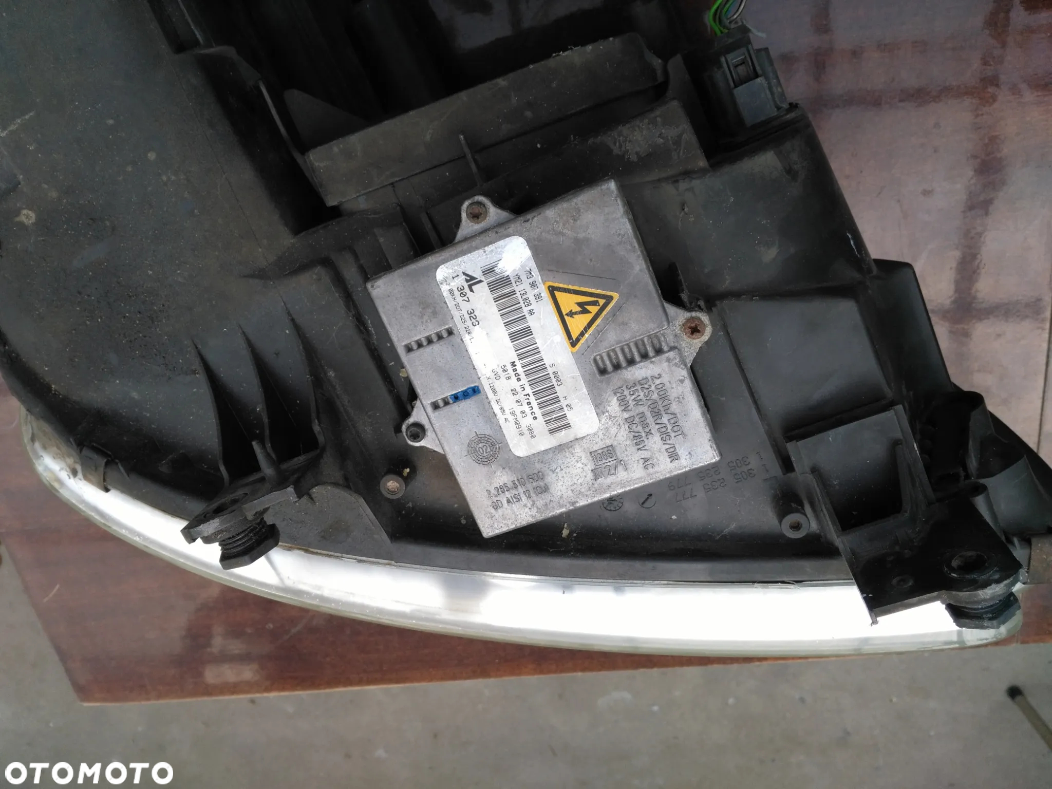 lampy przód vw touran xenon - 8