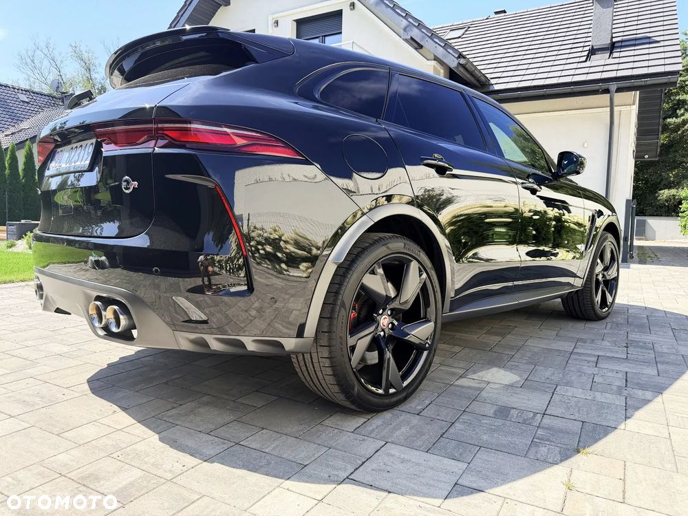 Jaguar F-Pace P550 AWD SVR - 4