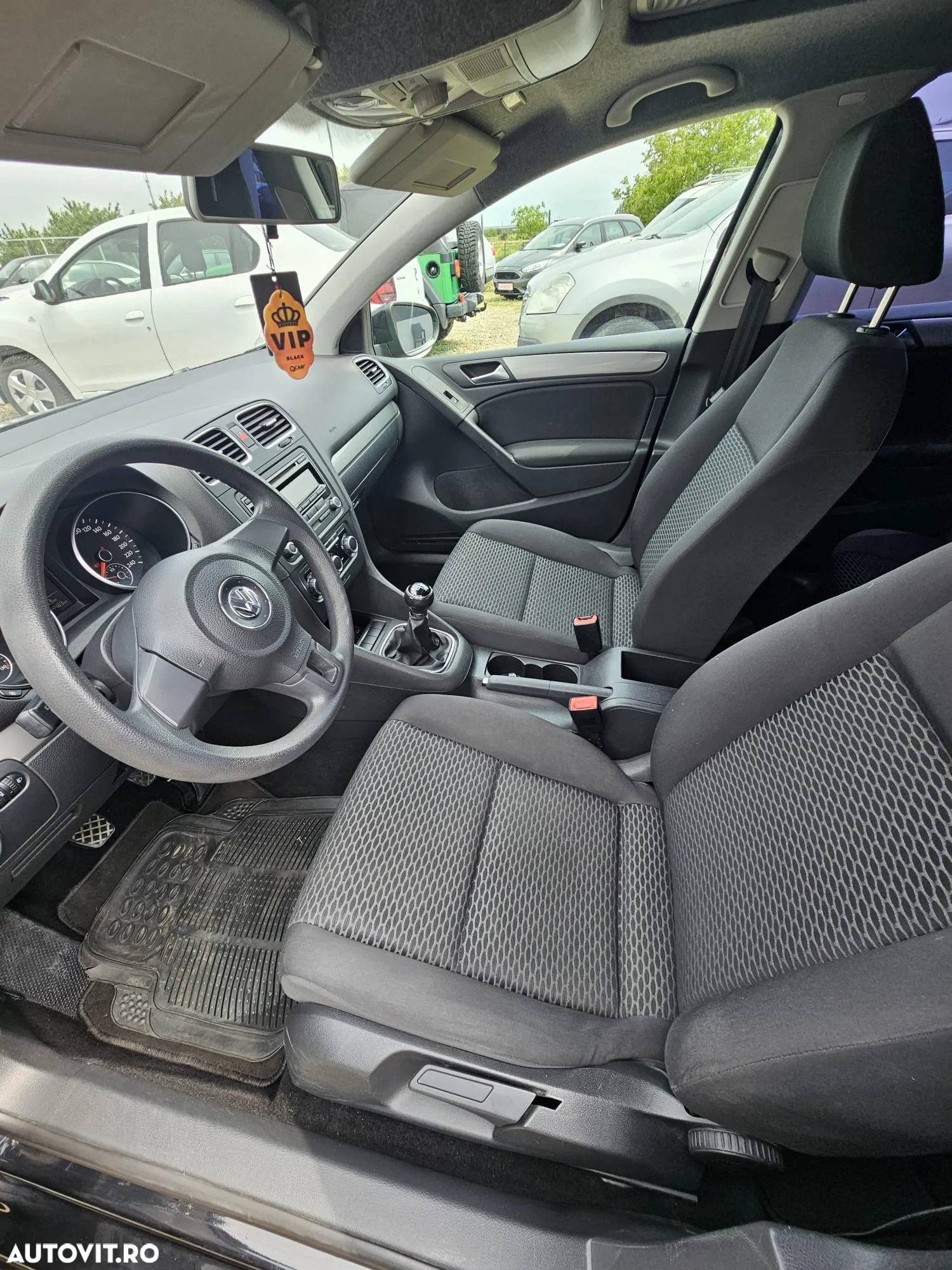 Volkswagen Golf - 15