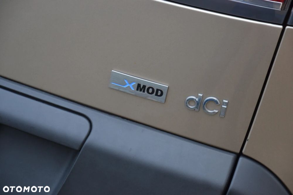 Renault Scenic dCi 110 Xmod Paris - 12