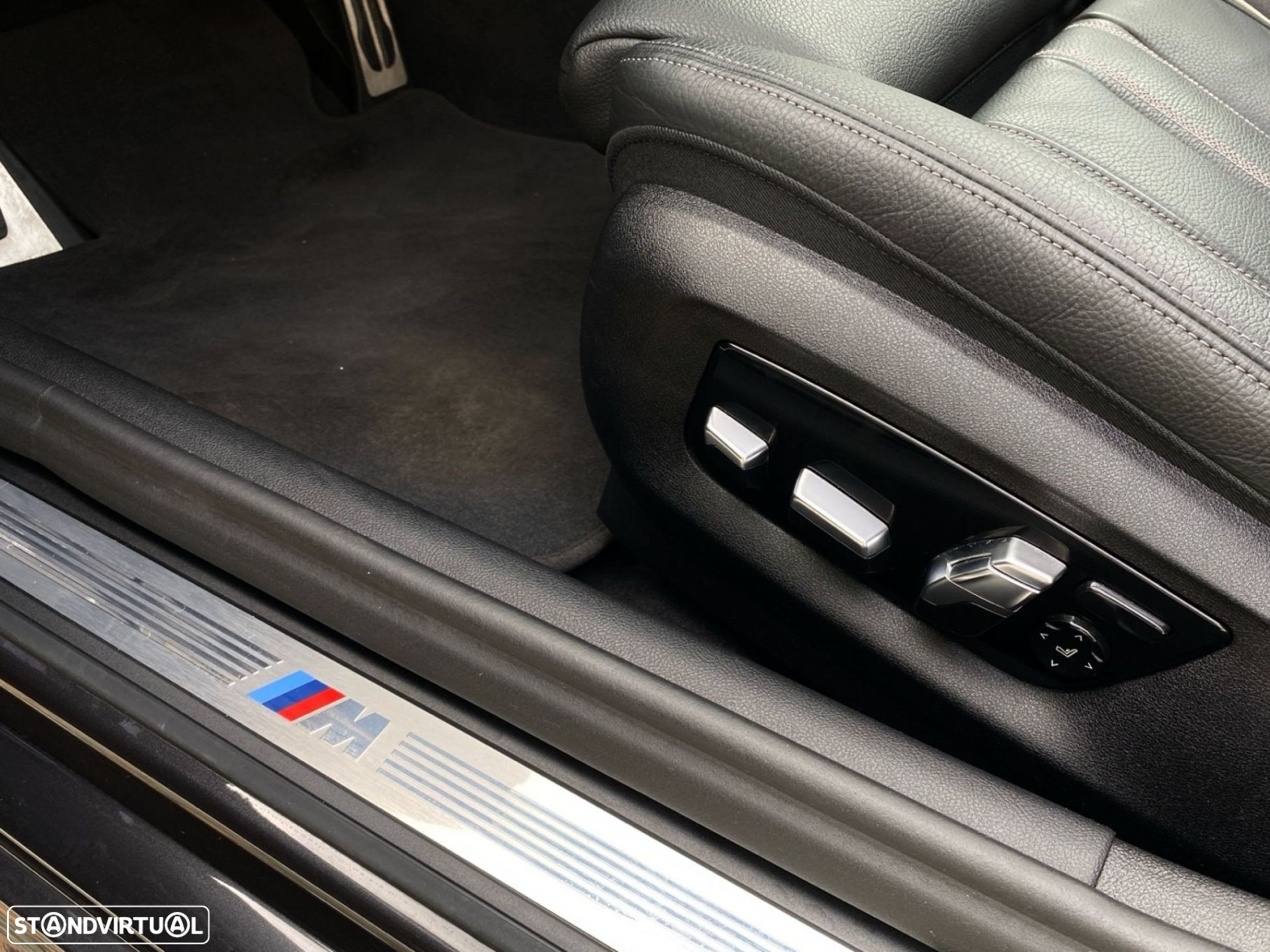 BMW 520 d Pack Desportivo M Auto - 19