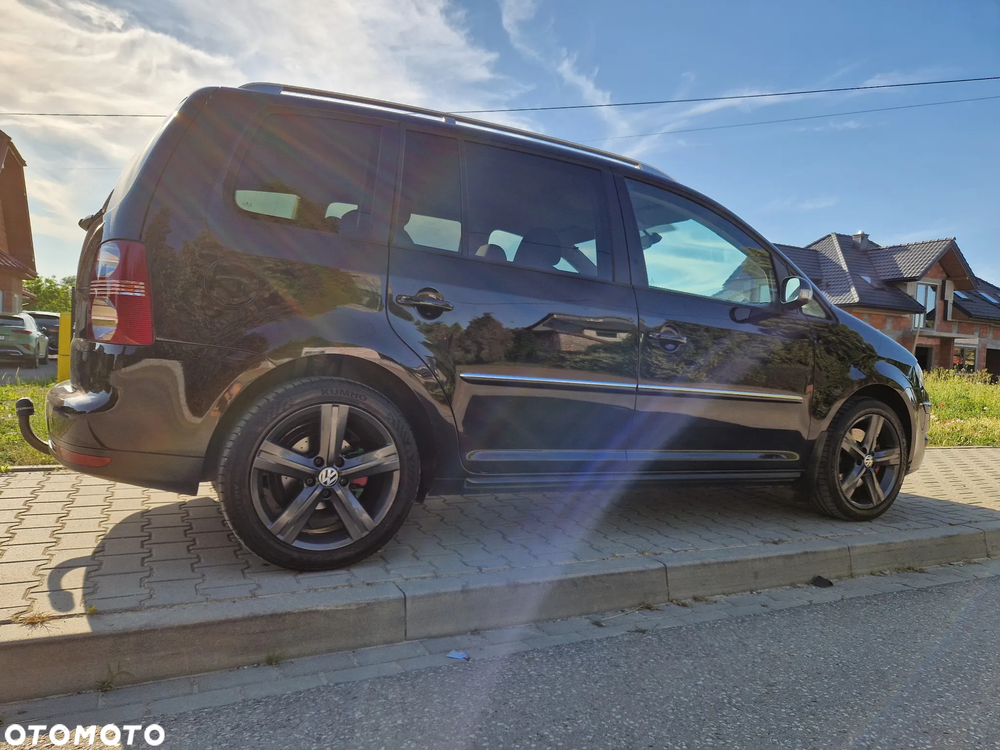 Volkswagen Touran 2.0 TDI DPF Highline DSG - 8