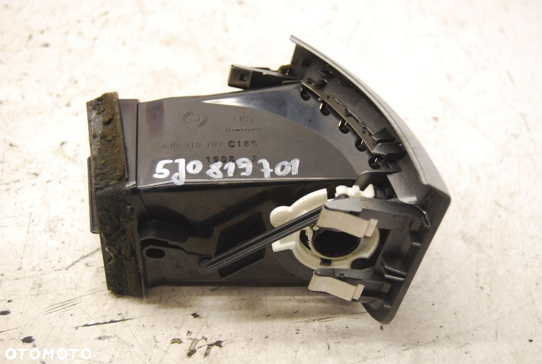 KRATKA NAWIEWU LEWA PRAWA 5J0819701 5J0819702 SKODA FABIA II ROOMSTER PRAKTIK 5J0819701C 5J0819702C - 2