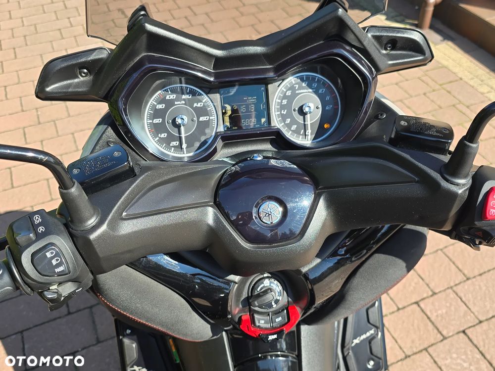 Yamaha X-max - 15