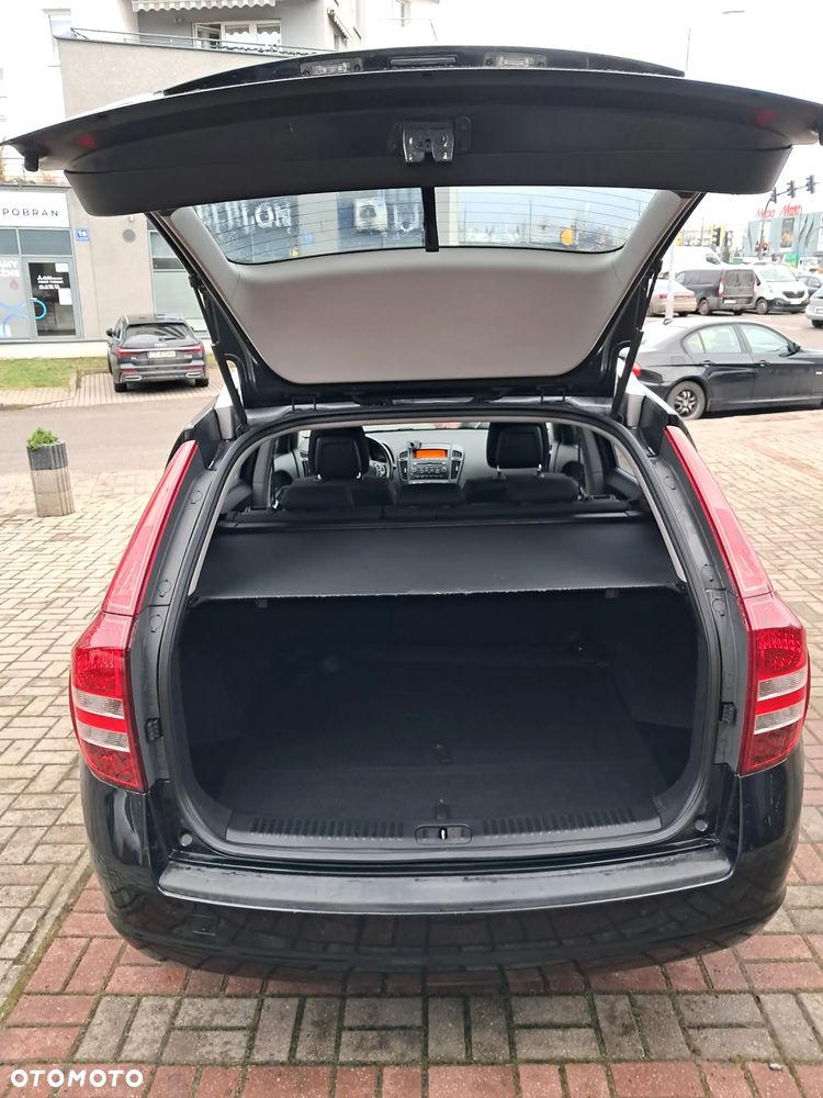 Kia Ceed 1.4 CVVT LX - 17