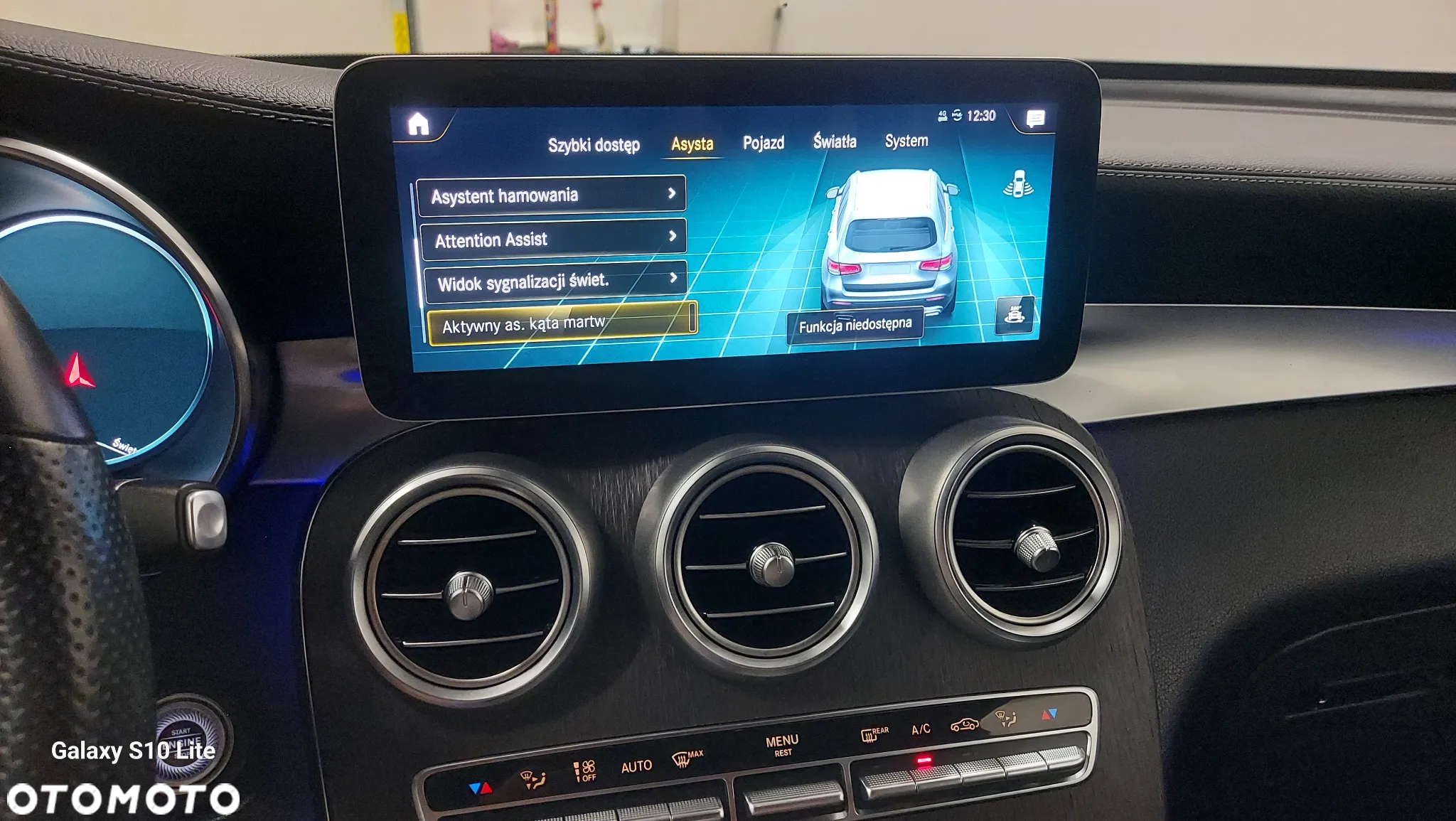 Mercedes-Benz GLC 220 d 4Matic 9G-TRONIC AMG Line Plus - 31