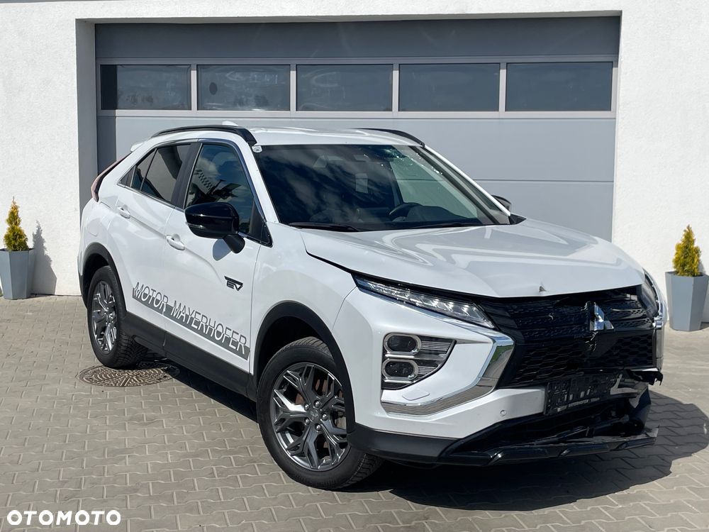 Mitsubishi Eclipse Cross 4WD Top