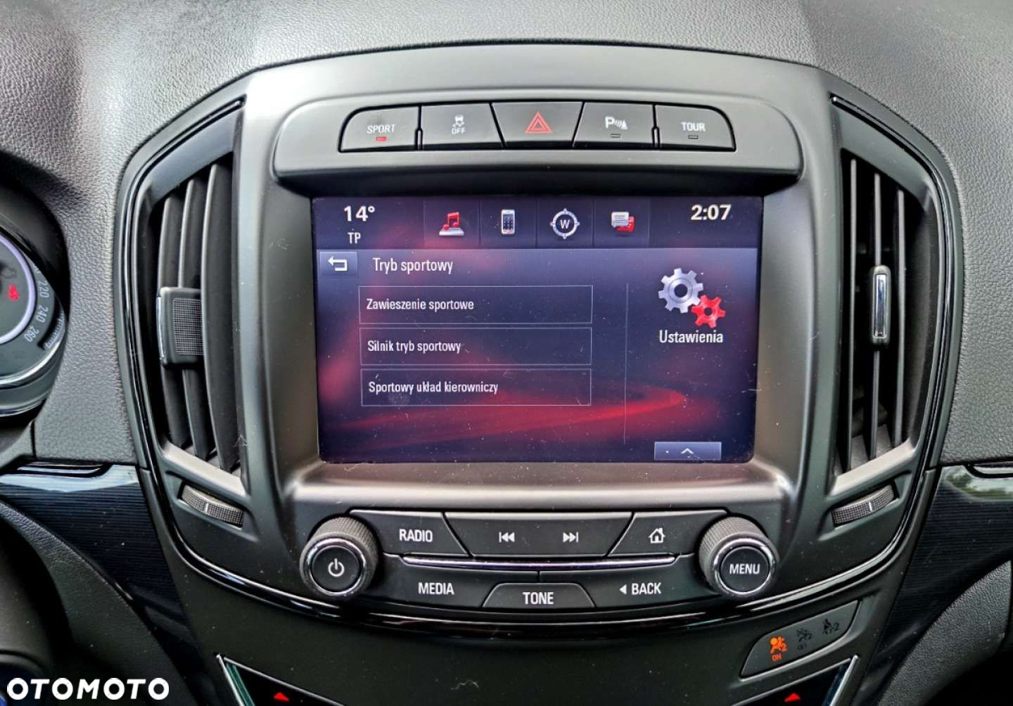 Opel Insignia - 22