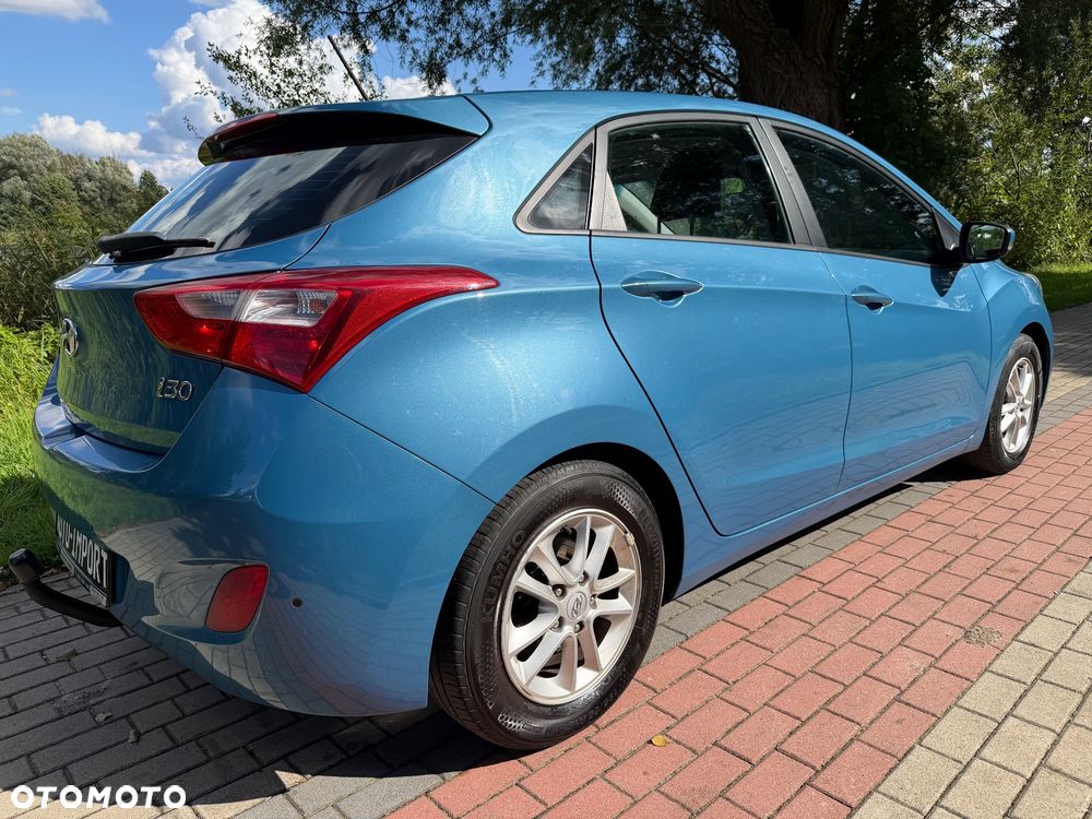 Hyundai i30 blue 1.6 GDI Style - 3