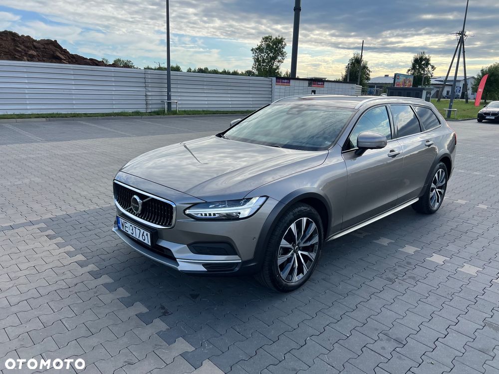 Volvo V90 Cross Country D5 SCR AWD Momentum Pro - 17