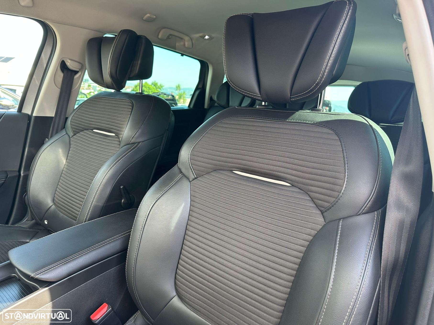 Renault Grand Scénic 1.5 dCi Bose Edition EDC SS - 26