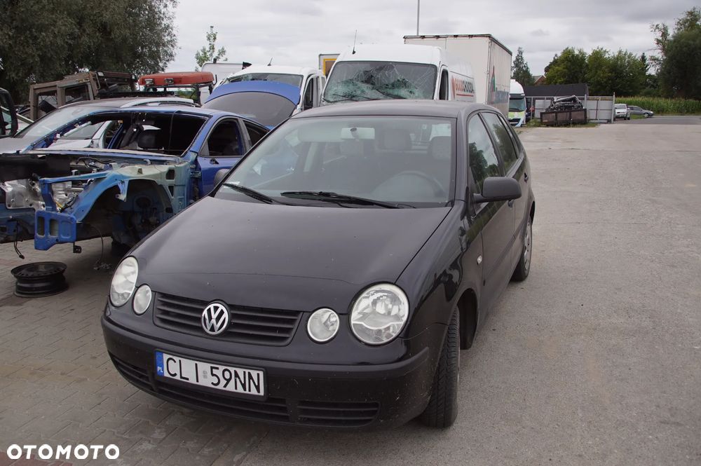 Auto na części - Volkswagen Polo IV 9N 1.2 6V 54 KM AWY GER L041 2002R Silnik Skrzynia Klapa Maska Błotnik Drzwi Szyba Sterownik Moduł Licznik Deska Kokpit Kierownica - 1