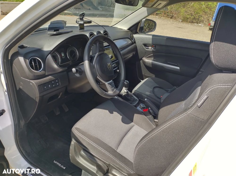 Suzuki Vitara - 8