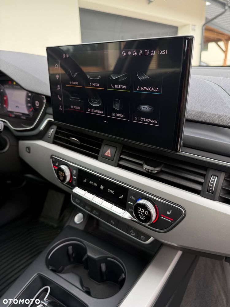 Audi A4 Allroad - 32