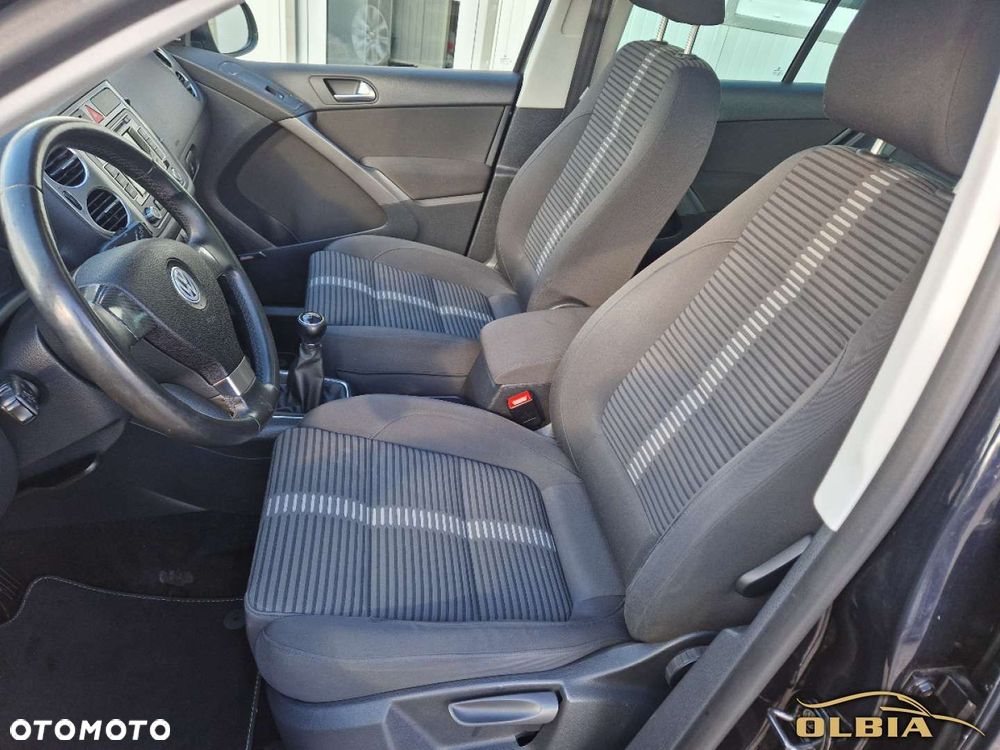 Volkswagen Tiguan - 18