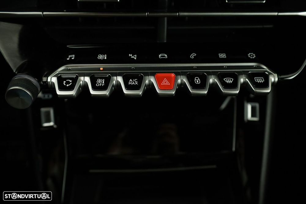 Peugeot 2008 1.2 PureTech Allure Pack EAT8 - 14