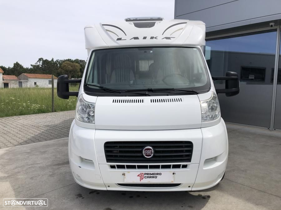 Laika Serie X X713r cama central - 13
