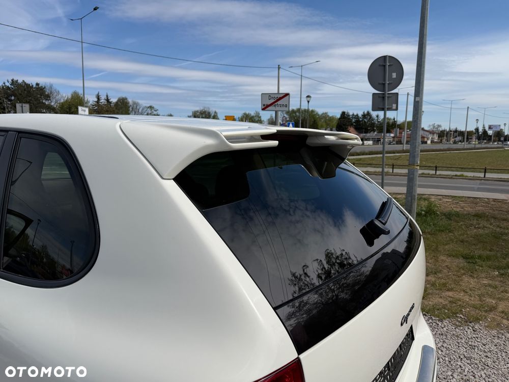Porsche Cayenne Tiptronic S - 23