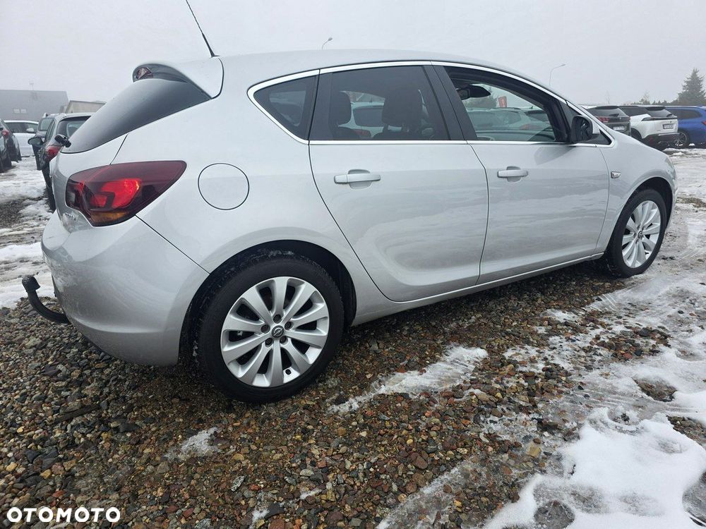 Opel Astra 1.4 Turbo Cosmo - 6