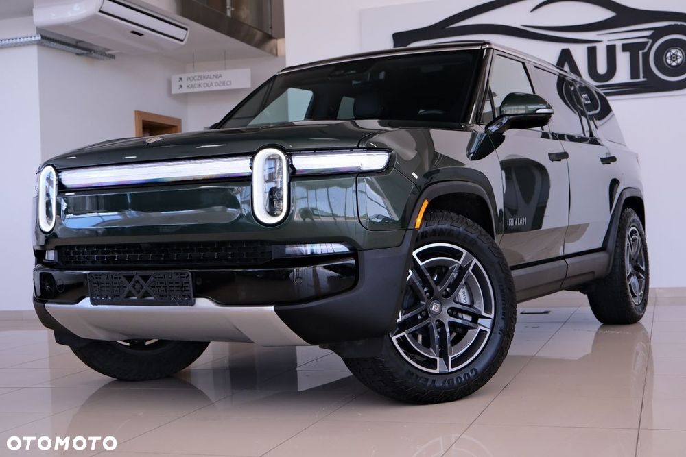 Rivian R1S - 17