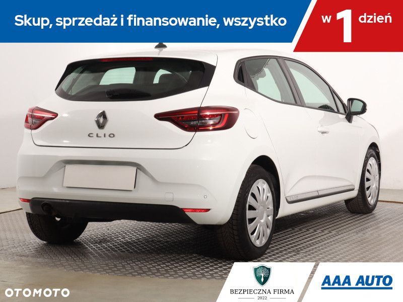Renault Clio - 7
