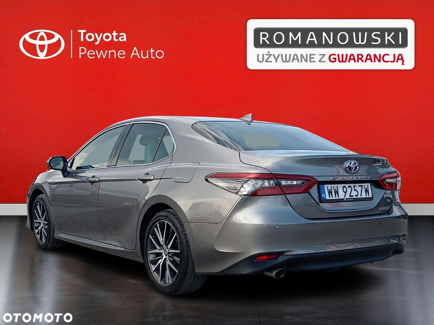 Toyota Camry 2.5 Hybrid Executive CVT - 9