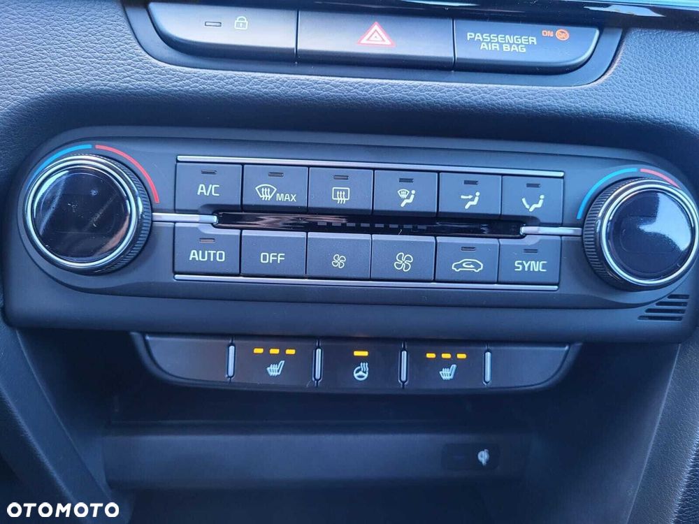 Kia XCeed 1.6 T-GDI Tribute DCT - 22