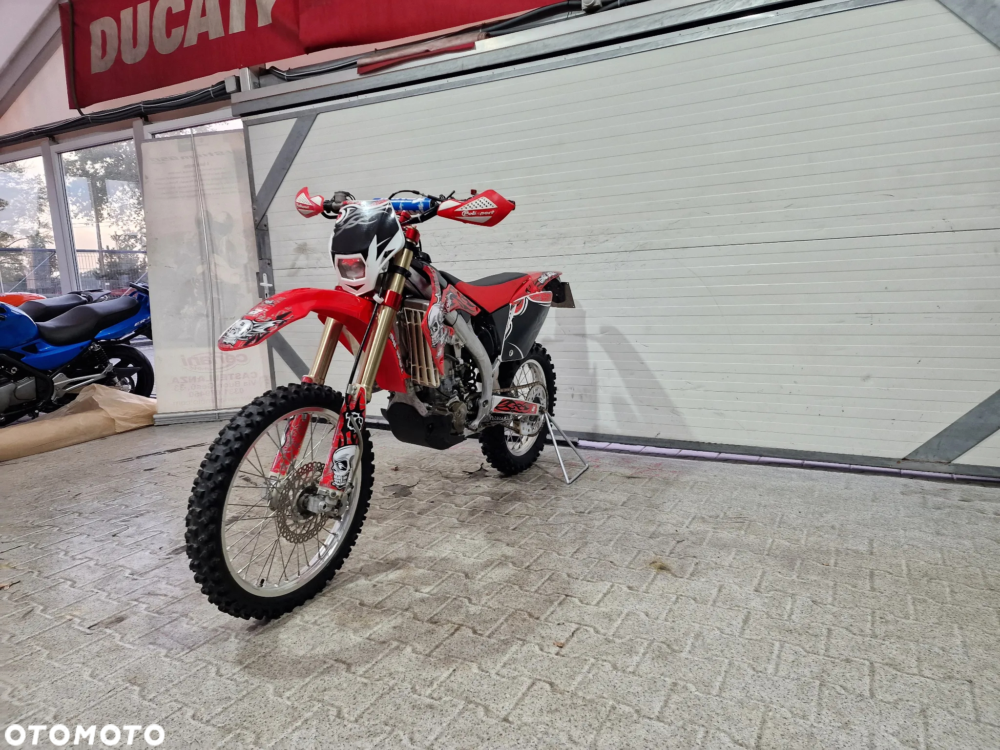 Honda CRF - 7