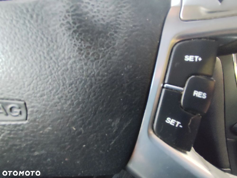 Ford S-Max - 24