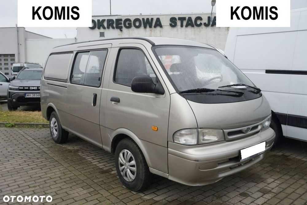 Kia Pregio - 1
