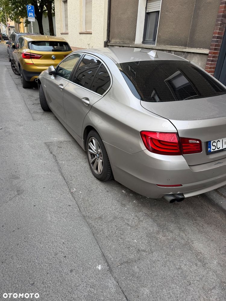 BMW Seria 5 520d - 2