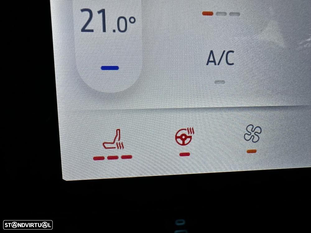 Ford Mustang Mach-E Standard - 35