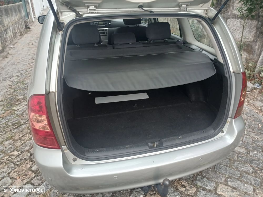 Toyota Corolla SW 1.4 D-4D - 6