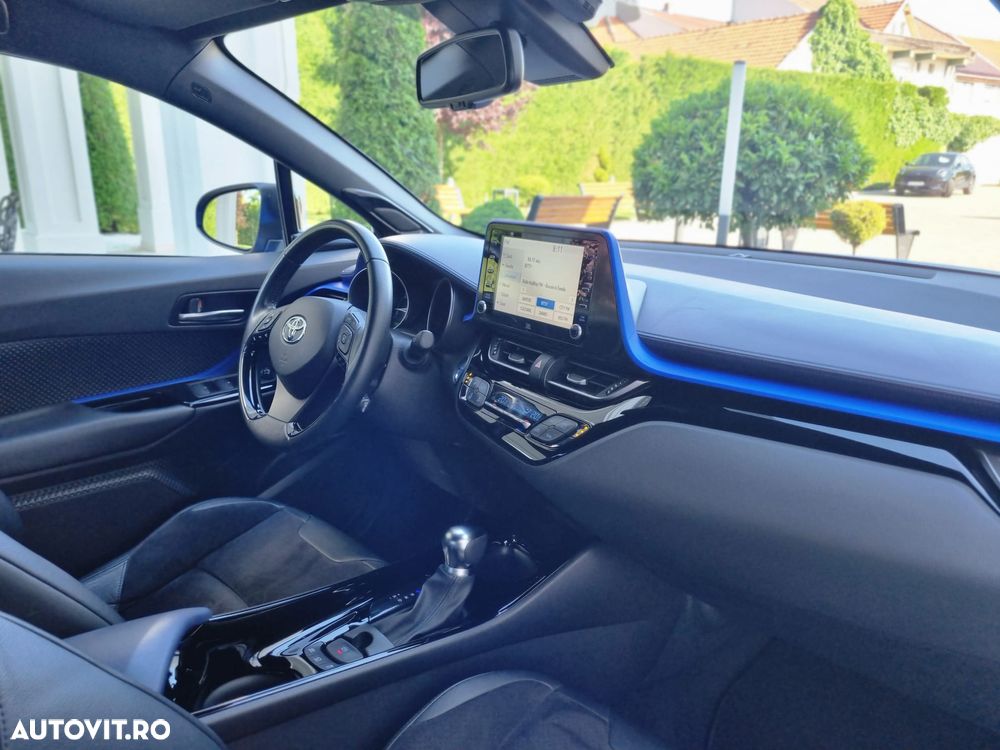 Toyota C-HR 2.0 Lounge - 13